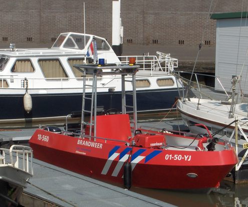 brandweerboot-18-560-alblasserdam30-08-2005schuitemaker