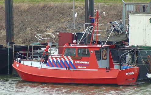 brandweerboot-deventer11-03-2005schuitemaker