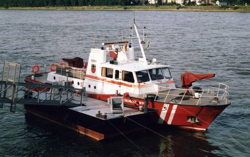 feuerloschboot-bonn30071988schuitemaker